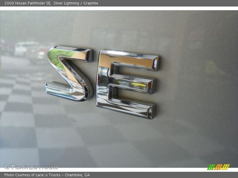 Silver Lightning / Graphite 2009 Nissan Pathfinder SE