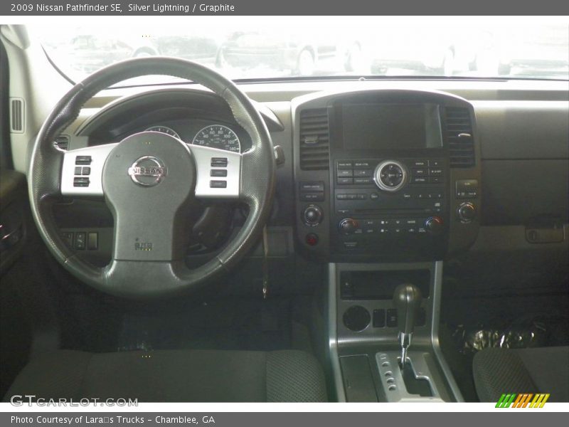 Silver Lightning / Graphite 2009 Nissan Pathfinder SE