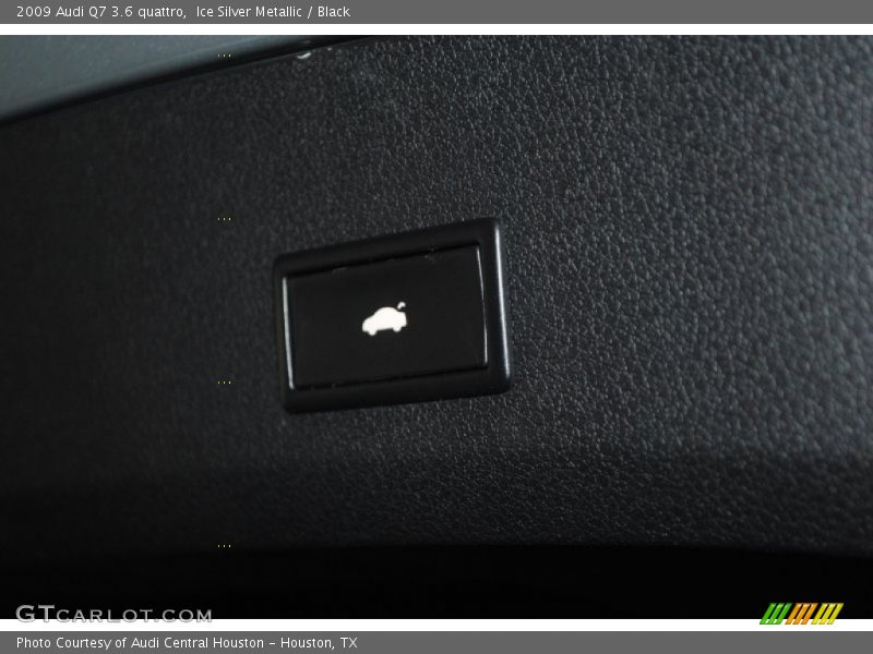 Ice Silver Metallic / Black 2009 Audi Q7 3.6 quattro
