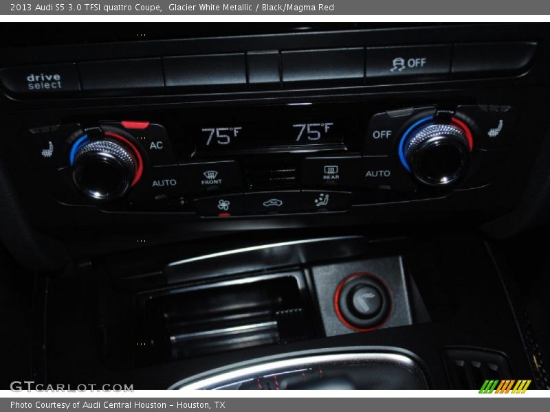 Controls of 2013 S5 3.0 TFSI quattro Coupe