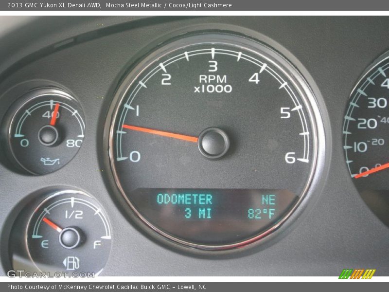 Mocha Steel Metallic / Cocoa/Light Cashmere 2013 GMC Yukon XL Denali AWD