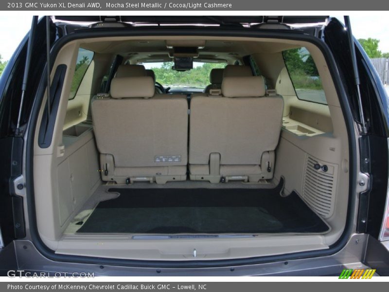  2013 Yukon XL Denali AWD Trunk