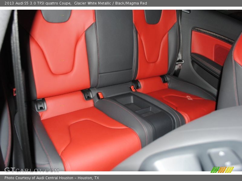 Rear Seat of 2013 S5 3.0 TFSI quattro Coupe