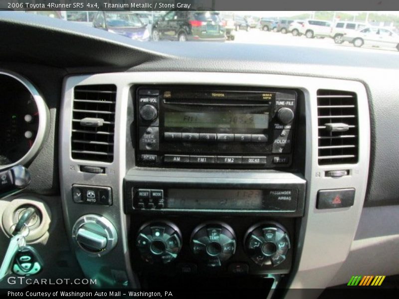 Titanium Metallic / Stone Gray 2006 Toyota 4Runner SR5 4x4