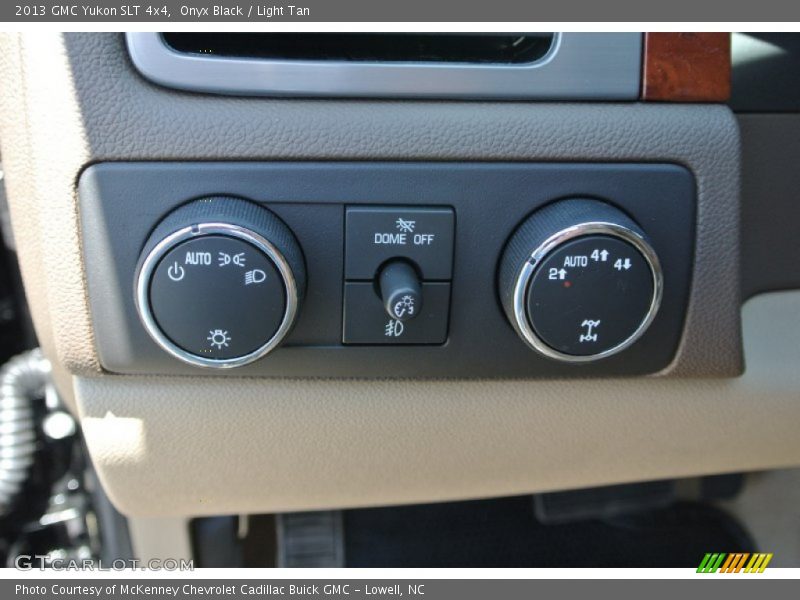 Onyx Black / Light Tan 2013 GMC Yukon SLT 4x4