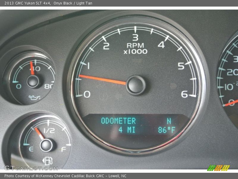 Onyx Black / Light Tan 2013 GMC Yukon SLT 4x4