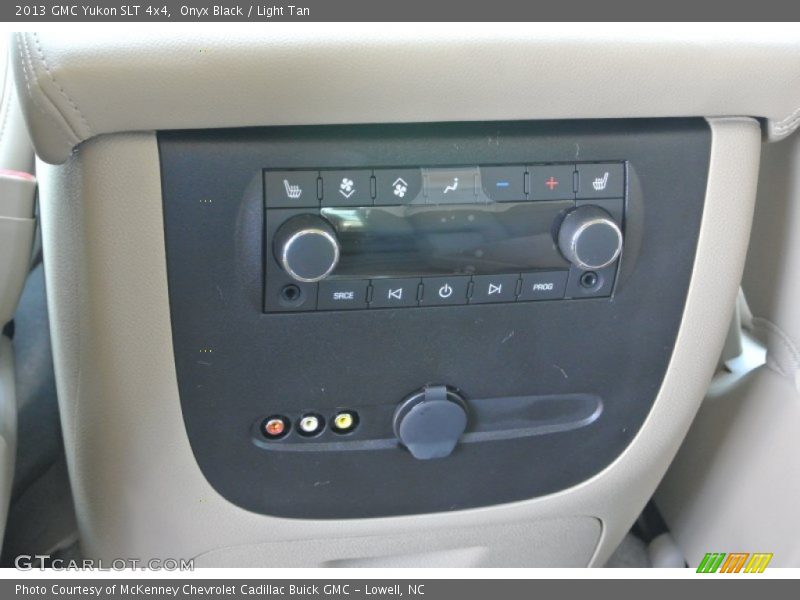 Onyx Black / Light Tan 2013 GMC Yukon SLT 4x4