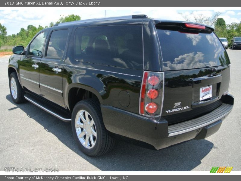 Onyx Black / Ebony 2013 GMC Yukon XL Denali AWD