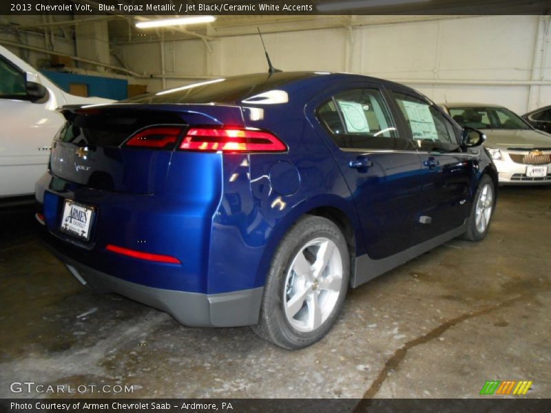 Blue Topaz Metallic / Jet Black/Ceramic White Accents 2013 Chevrolet Volt