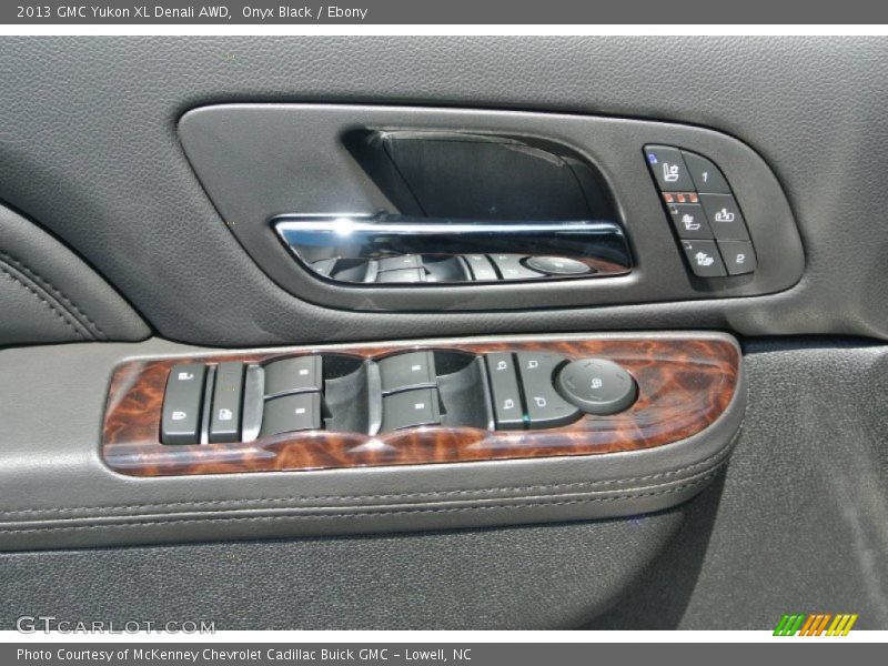Onyx Black / Ebony 2013 GMC Yukon XL Denali AWD