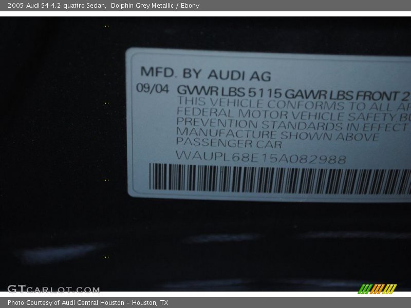 Dolphin Grey Metallic / Ebony 2005 Audi S4 4.2 quattro Sedan