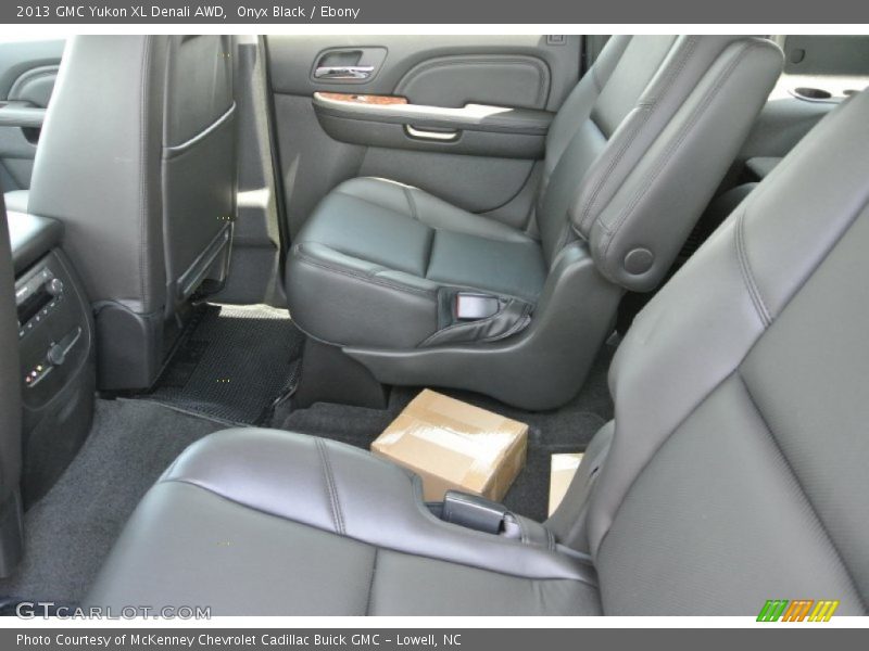 Onyx Black / Ebony 2013 GMC Yukon XL Denali AWD