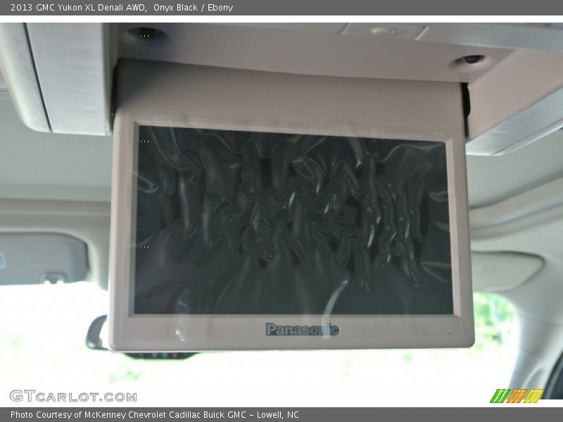 Onyx Black / Ebony 2013 GMC Yukon XL Denali AWD