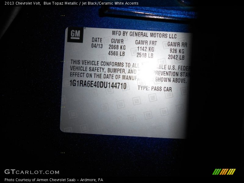 Blue Topaz Metallic / Jet Black/Ceramic White Accents 2013 Chevrolet Volt