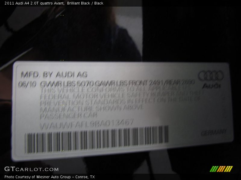 Brilliant Black / Black 2011 Audi A4 2.0T quattro Avant