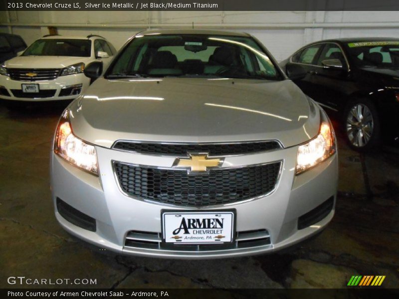 Silver Ice Metallic / Jet Black/Medium Titanium 2013 Chevrolet Cruze LS