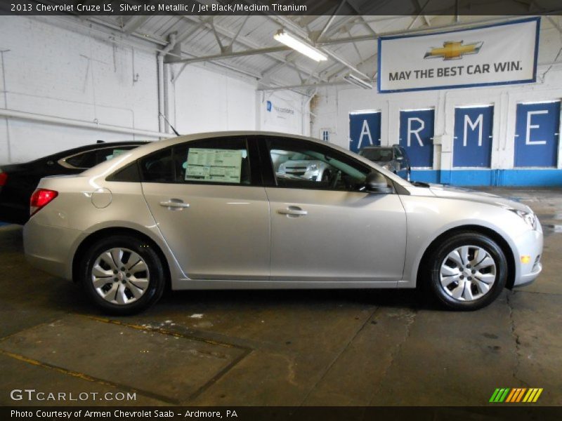 Silver Ice Metallic / Jet Black/Medium Titanium 2013 Chevrolet Cruze LS
