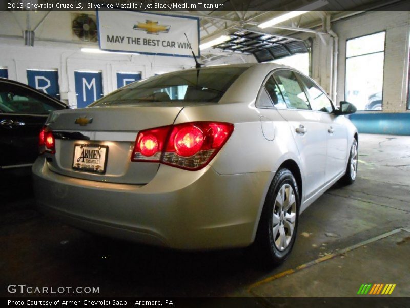 Silver Ice Metallic / Jet Black/Medium Titanium 2013 Chevrolet Cruze LS