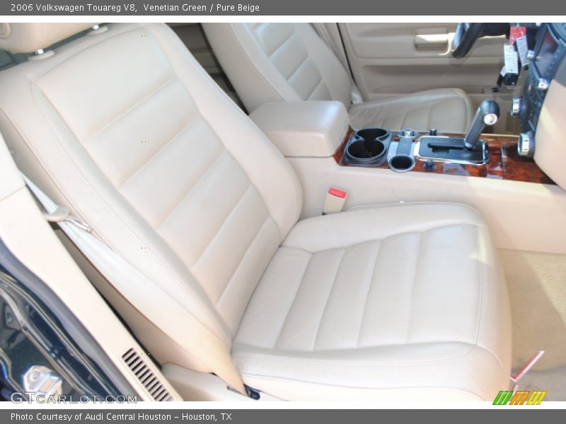 Venetian Green / Pure Beige 2006 Volkswagen Touareg V8