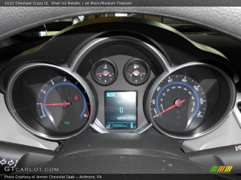 Silver Ice Metallic / Jet Black/Medium Titanium 2013 Chevrolet Cruze LS