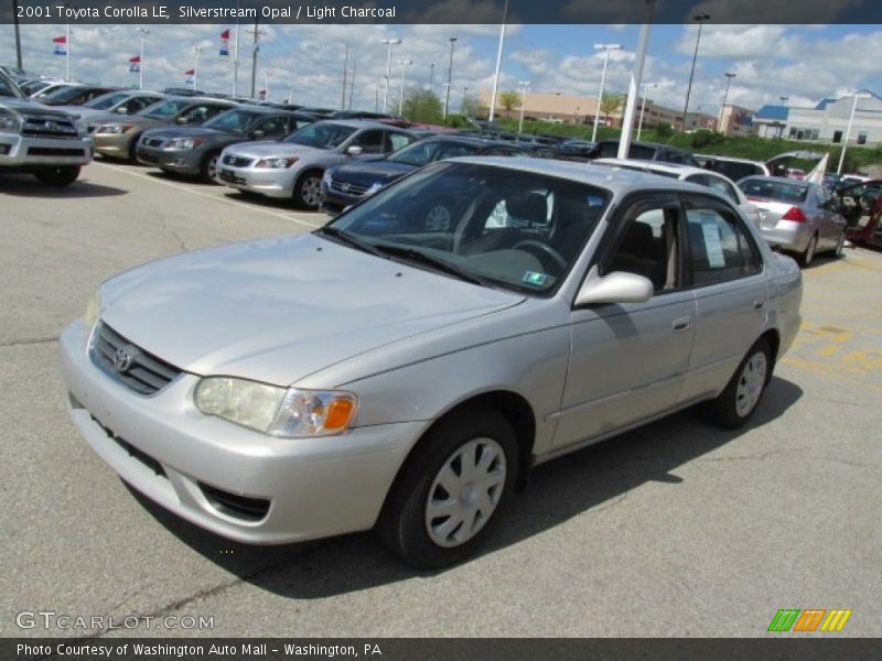 Front 3/4 View of 2001 Corolla LE