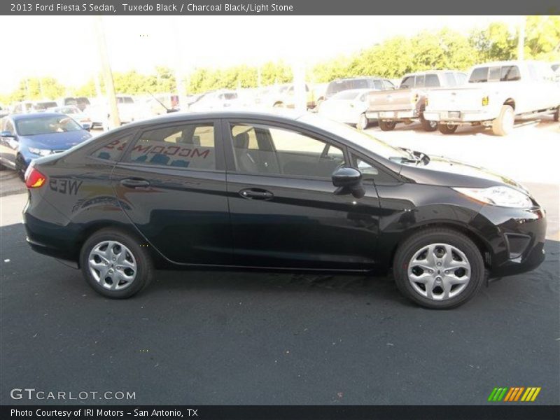 Tuxedo Black / Charcoal Black/Light Stone 2013 Ford Fiesta S Sedan