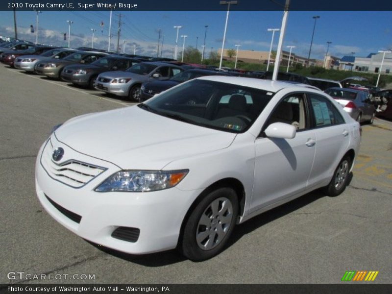 Super White / Bisque 2010 Toyota Camry LE