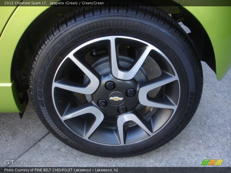 Jalapeno (Green) / Green/Green 2013 Chevrolet Spark LT