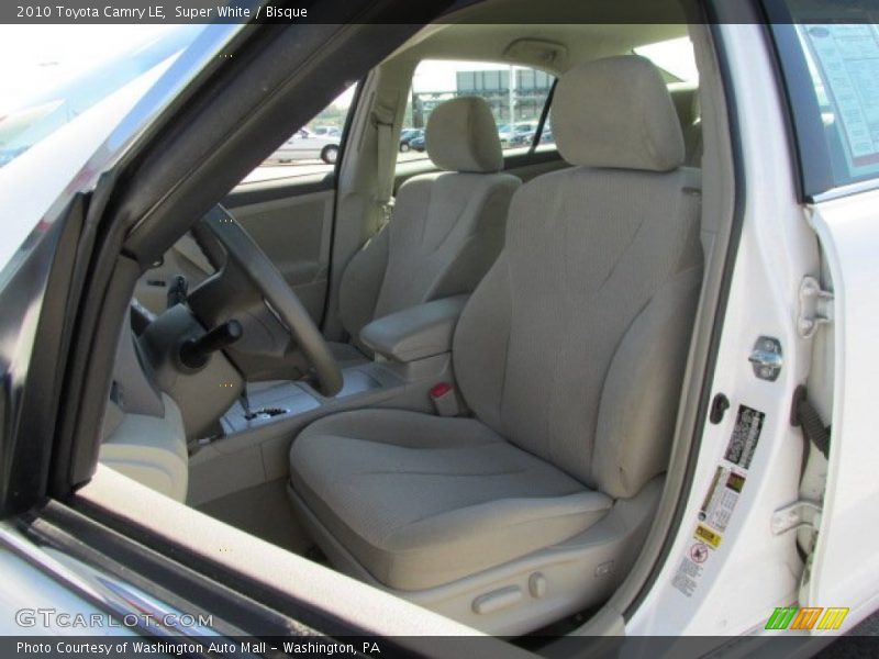 Super White / Bisque 2010 Toyota Camry LE