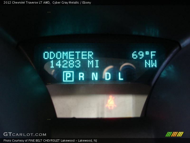 Cyber Gray Metallic / Ebony 2012 Chevrolet Traverse LT AWD