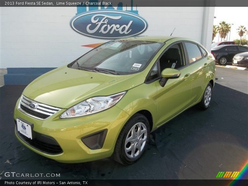 Lime Squeeze / Charcoal Black 2013 Ford Fiesta SE Sedan