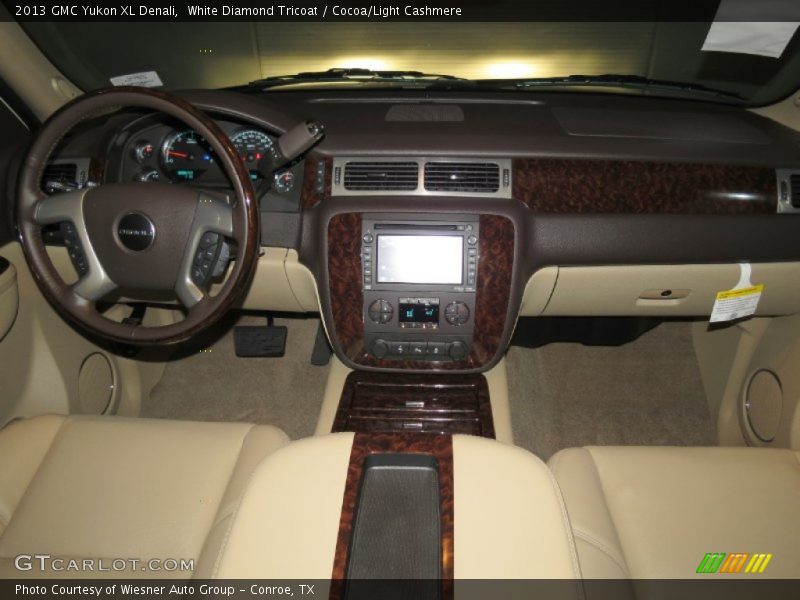 White Diamond Tricoat / Cocoa/Light Cashmere 2013 GMC Yukon XL Denali
