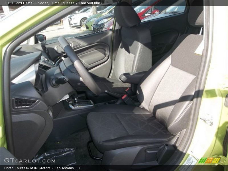 Lime Squeeze / Charcoal Black 2013 Ford Fiesta SE Sedan