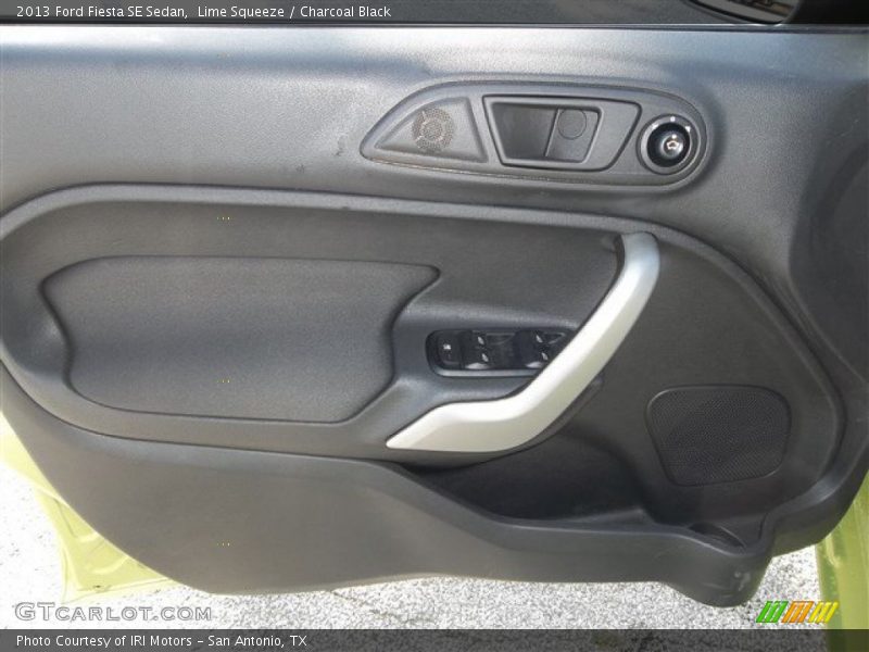 Lime Squeeze / Charcoal Black 2013 Ford Fiesta SE Sedan