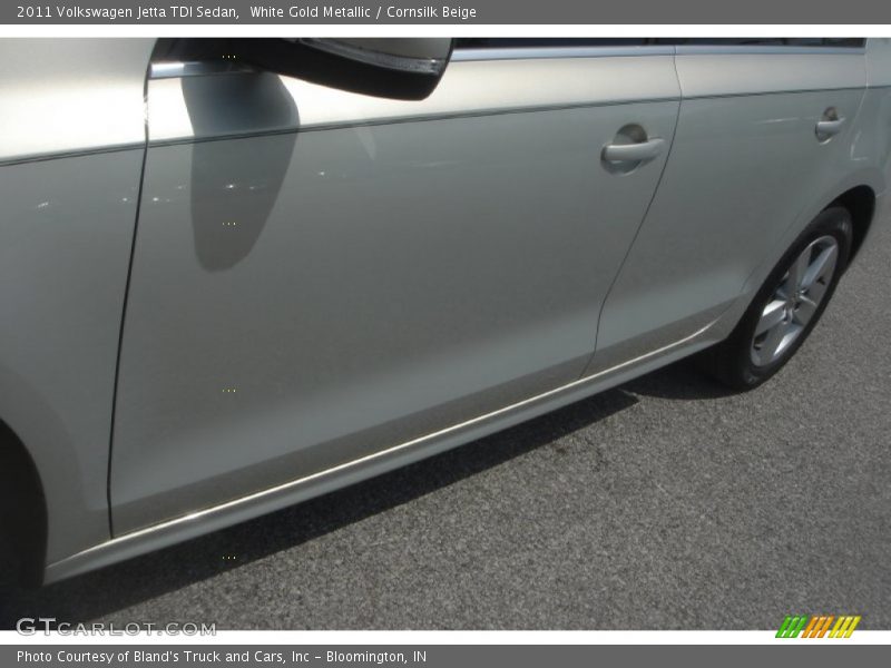 White Gold Metallic / Cornsilk Beige 2011 Volkswagen Jetta TDI Sedan