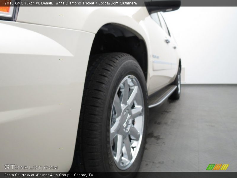 White Diamond Tricoat / Cocoa/Light Cashmere 2013 GMC Yukon XL Denali