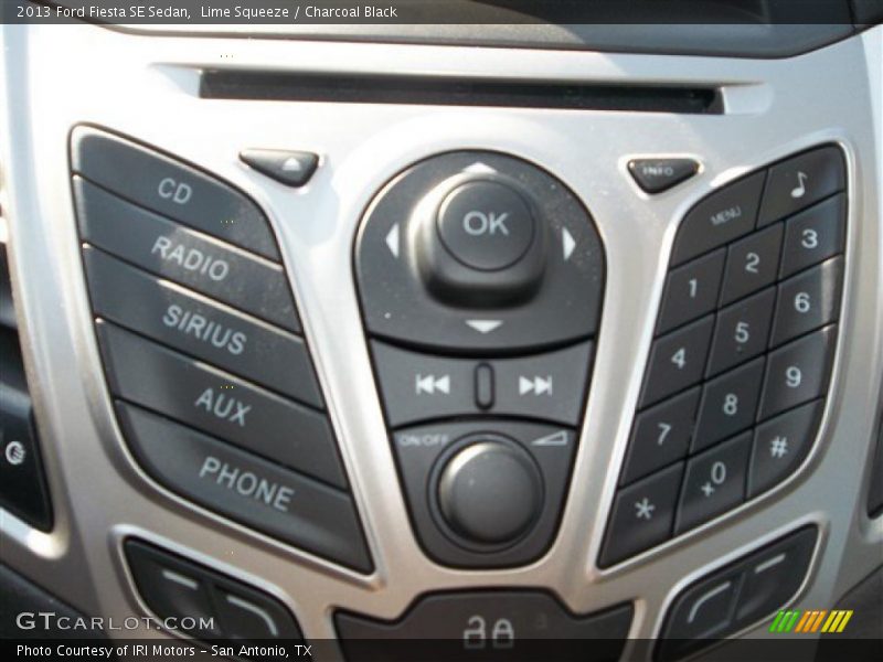 Lime Squeeze / Charcoal Black 2013 Ford Fiesta SE Sedan