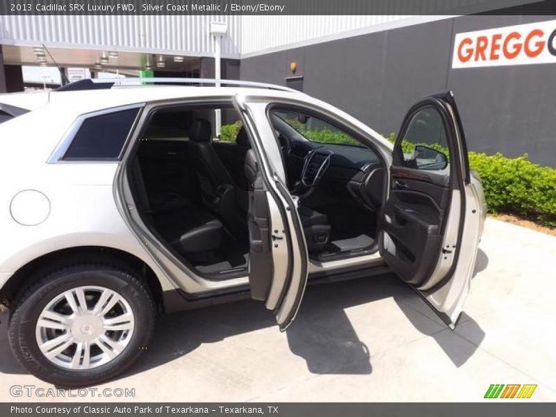 Silver Coast Metallic / Ebony/Ebony 2013 Cadillac SRX Luxury FWD