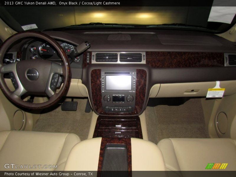 Onyx Black / Cocoa/Light Cashmere 2013 GMC Yukon Denali AWD