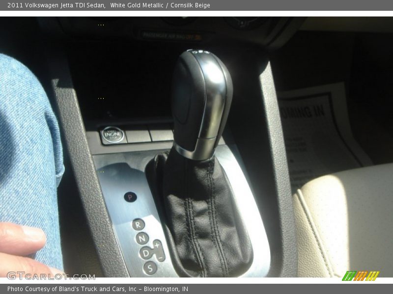 White Gold Metallic / Cornsilk Beige 2011 Volkswagen Jetta TDI Sedan