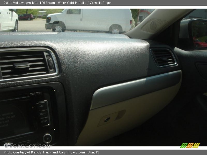White Gold Metallic / Cornsilk Beige 2011 Volkswagen Jetta TDI Sedan