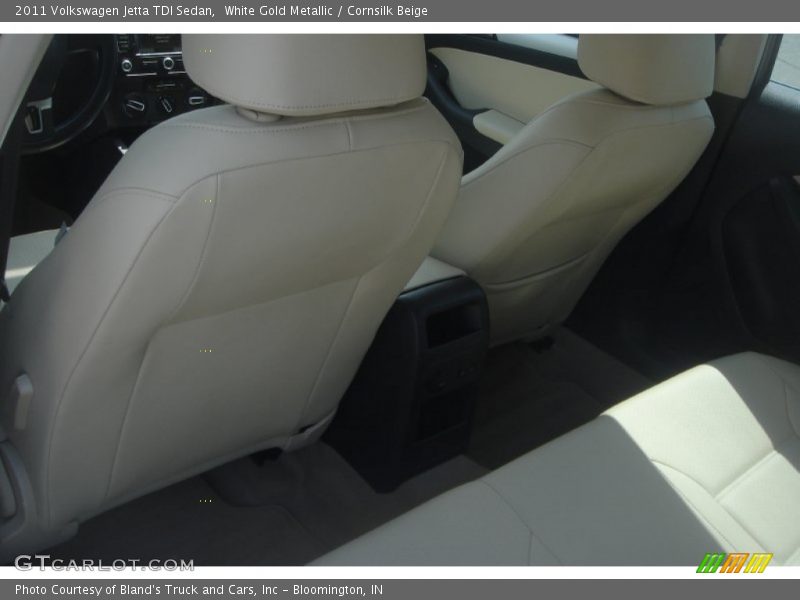 White Gold Metallic / Cornsilk Beige 2011 Volkswagen Jetta TDI Sedan