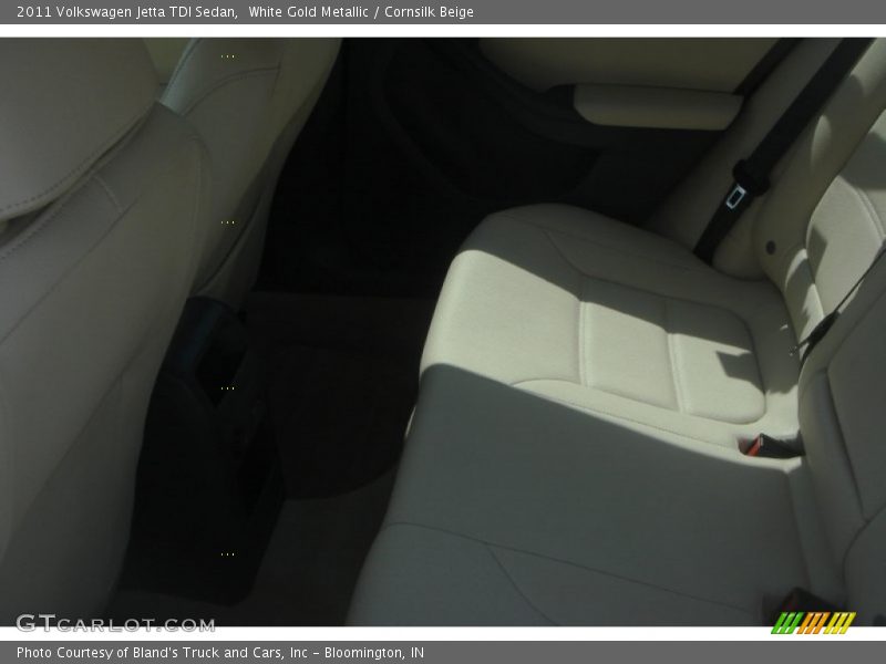 White Gold Metallic / Cornsilk Beige 2011 Volkswagen Jetta TDI Sedan