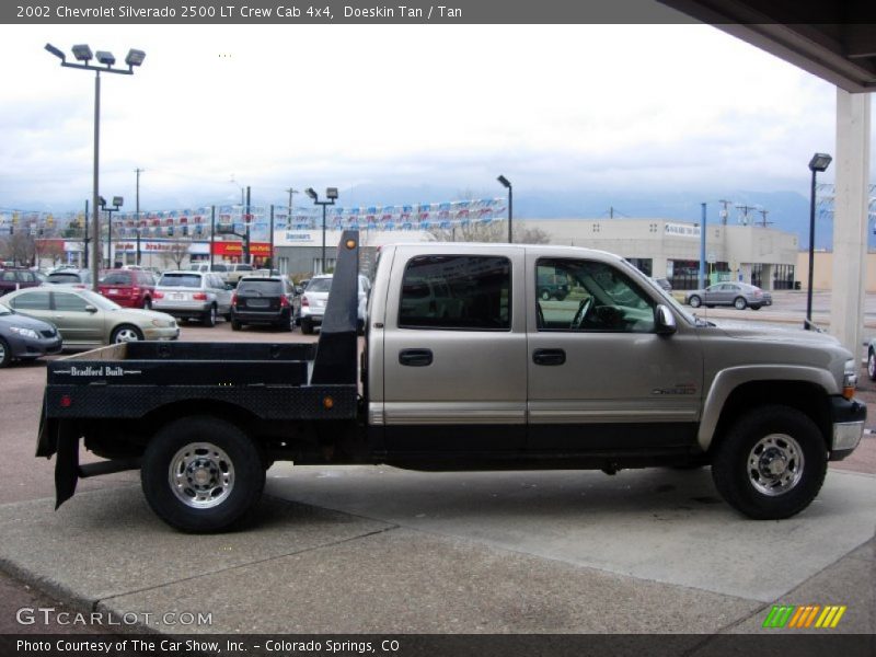 Doeskin Tan / Tan 2002 Chevrolet Silverado 2500 LT Crew Cab 4x4