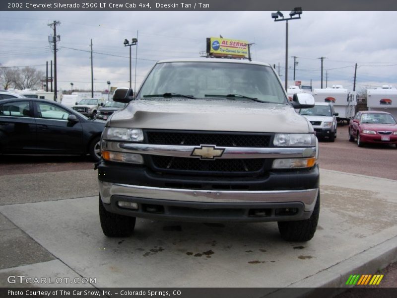 Doeskin Tan / Tan 2002 Chevrolet Silverado 2500 LT Crew Cab 4x4