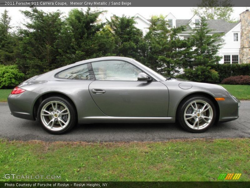 Meteor Grey Metallic / Sand Beige 2011 Porsche 911 Carrera Coupe