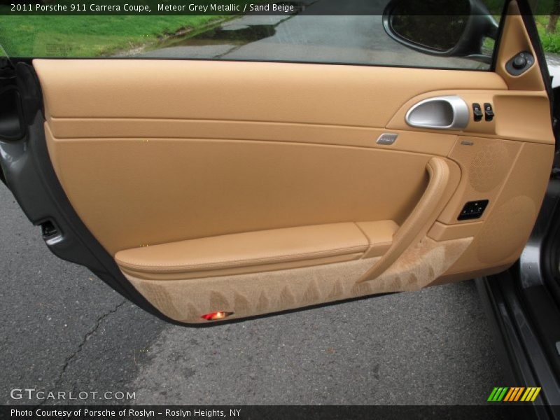 Meteor Grey Metallic / Sand Beige 2011 Porsche 911 Carrera Coupe