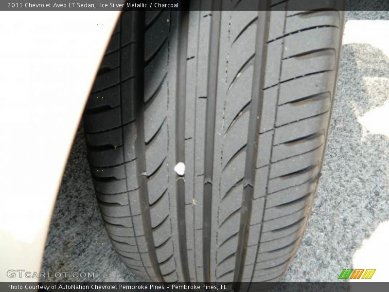 Ice Silver Metallic / Charcoal 2011 Chevrolet Aveo LT Sedan