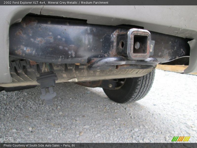 Mineral Grey Metallic / Medium Parchment 2002 Ford Explorer XLT 4x4