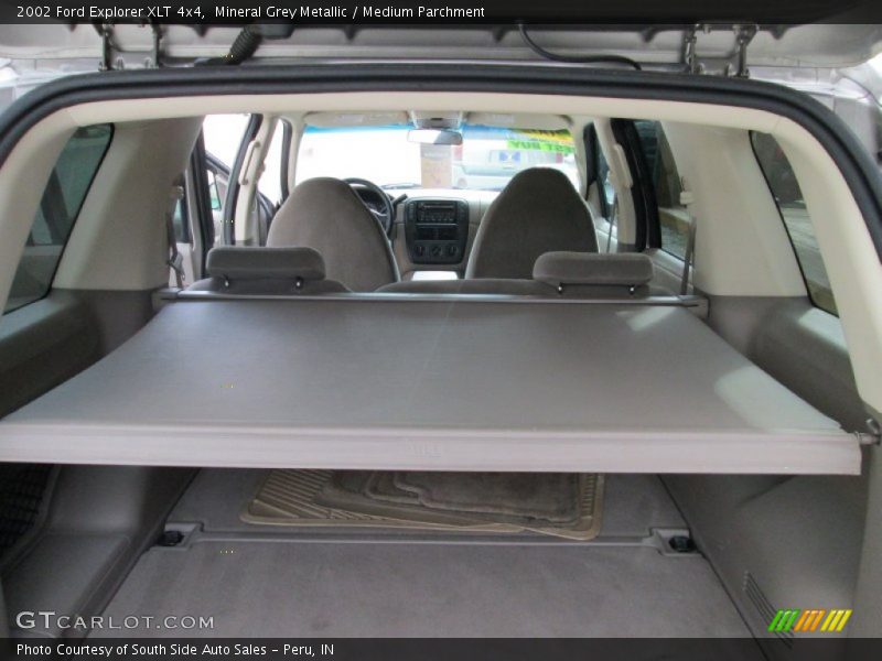  2002 Explorer XLT 4x4 Trunk